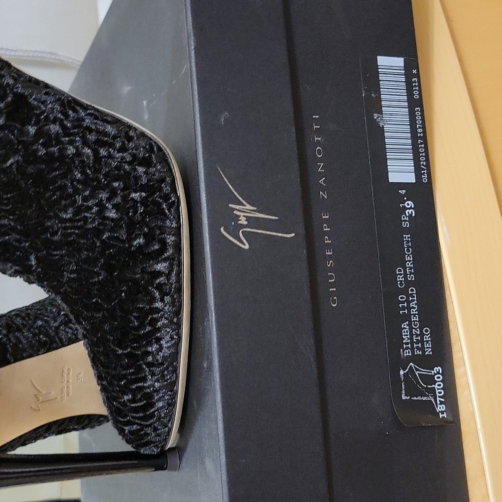 Giuseppe zanotti black stretch booties - Brand New - Picture 4 of 8